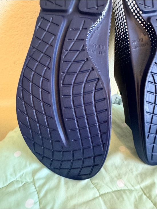 NWT  OOFOS OOahh Sport Slide sandals Men’s size 13 main image 12
